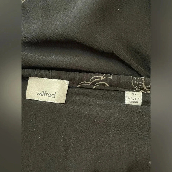 Aritzia Wilfred Talence Silk Blouse in Foulard XS - Picture 7 of 8